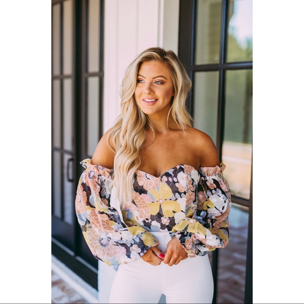 Off the shoulder bodysuit - Picture 6 of 8